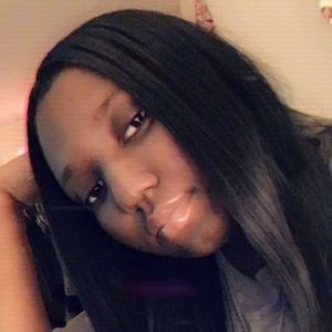 Meet your Posher, Teonna